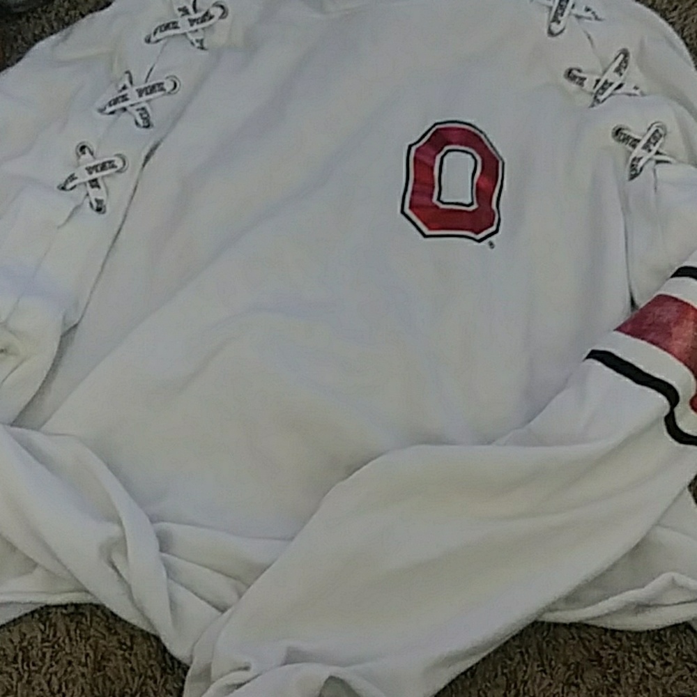 VS crop hoodie